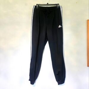 Adidas jogging pants in size XL